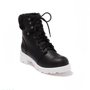 MIA Lace up Boot with faux fur